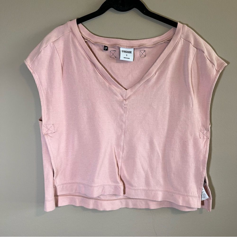 ✨‎ Gymshark Women’s Pink Tank Top Small